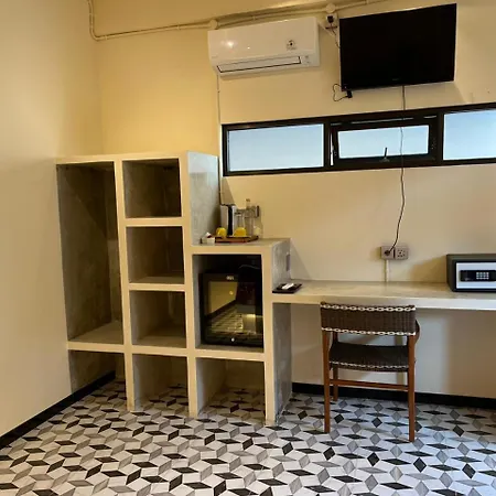 Kaen Apartments